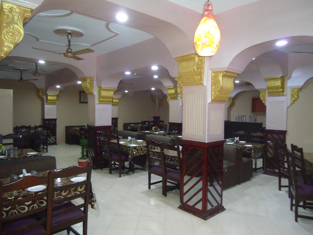 Shikhar Palace Hotel Jabalpur Restaurant