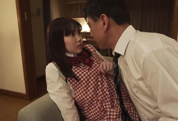 xem sex education trực tuyến Bố nhậu say đi ngủ, con gái bị đồng nghiệp của bố cưỡng dâm